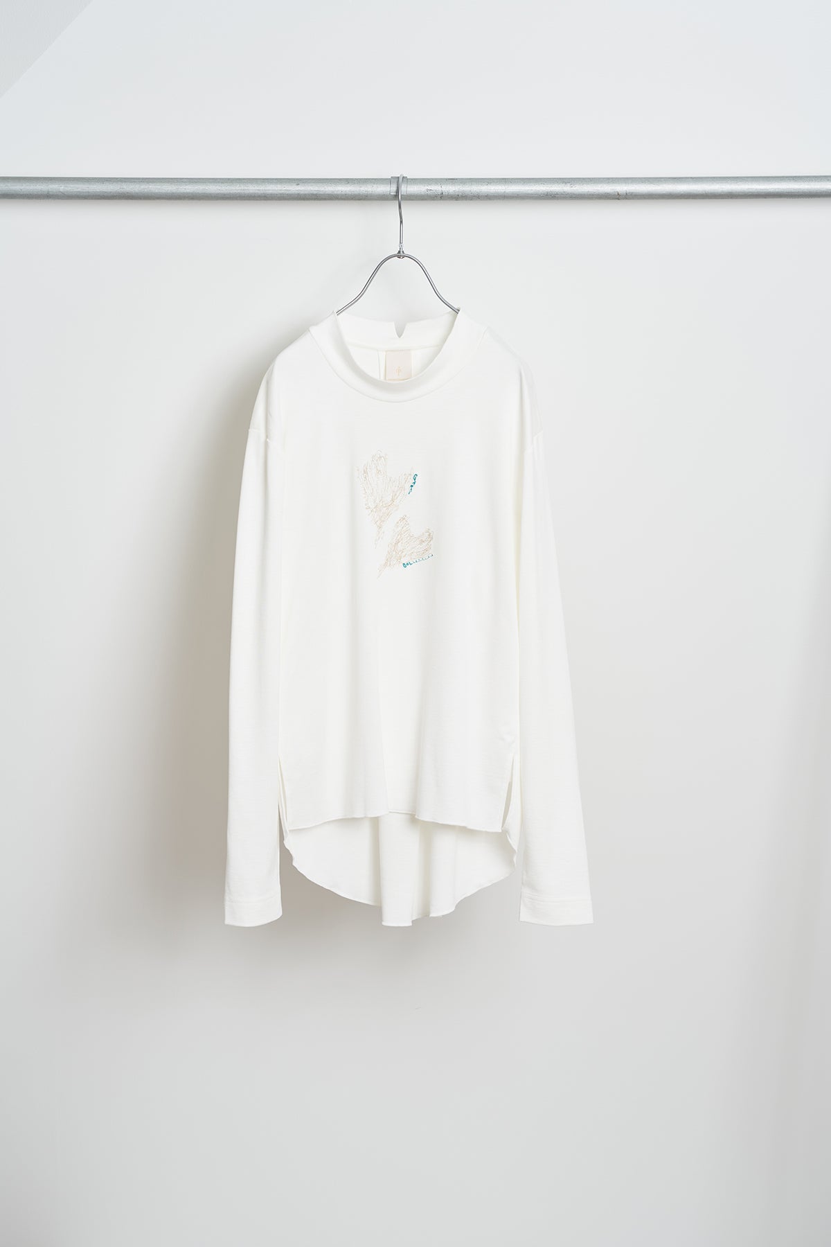 ハートペア刺繍デラヴィスポンチカットソー
