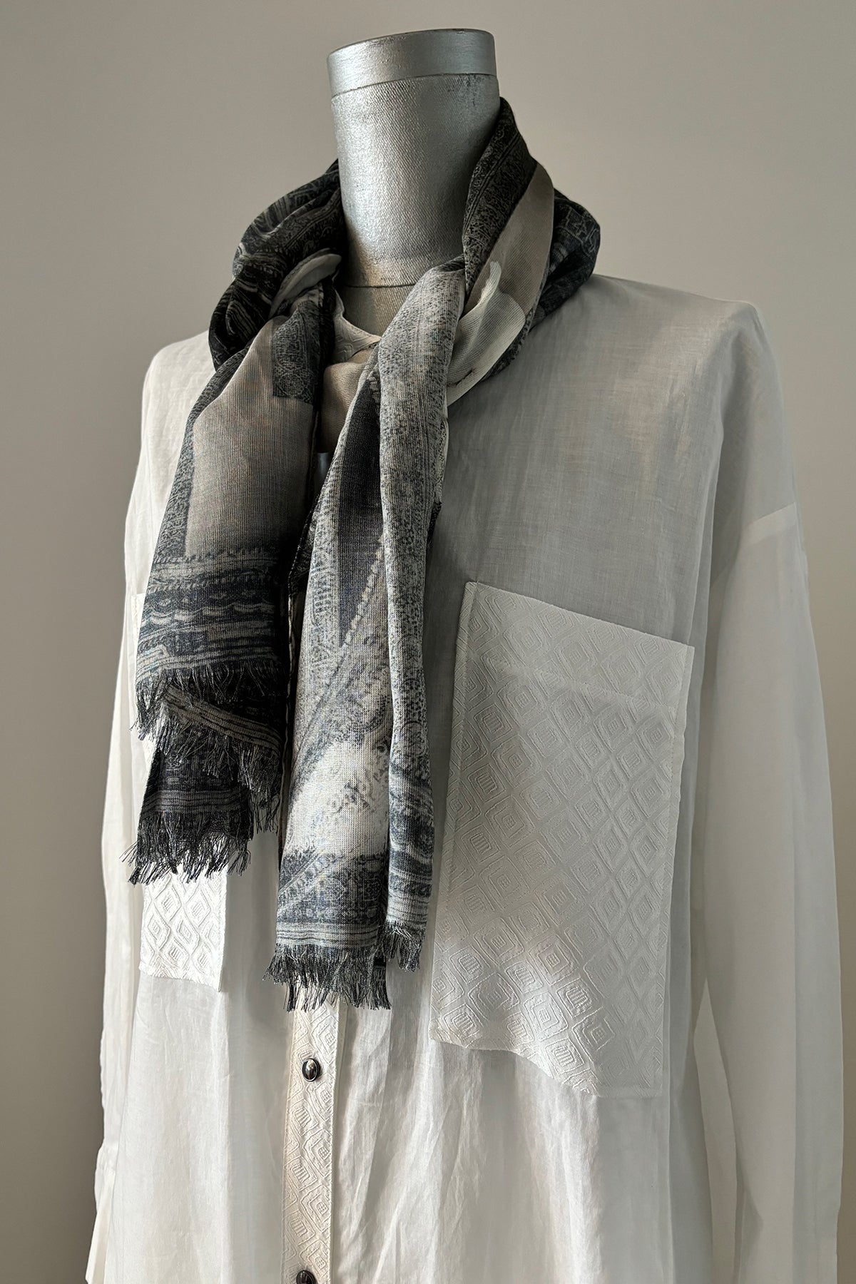 Sample SALE アラベスクアーチプリントストール