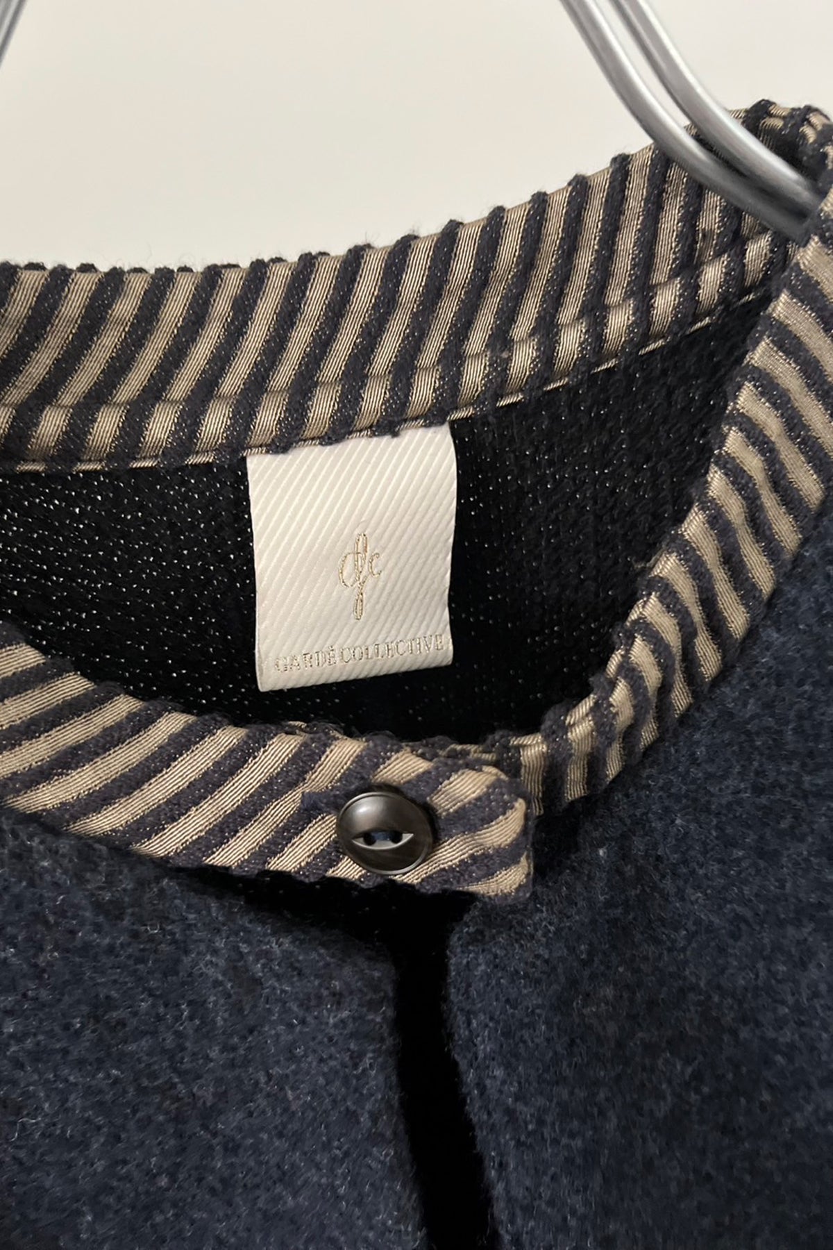 Staff used ラウンドヘムショートブルゾン