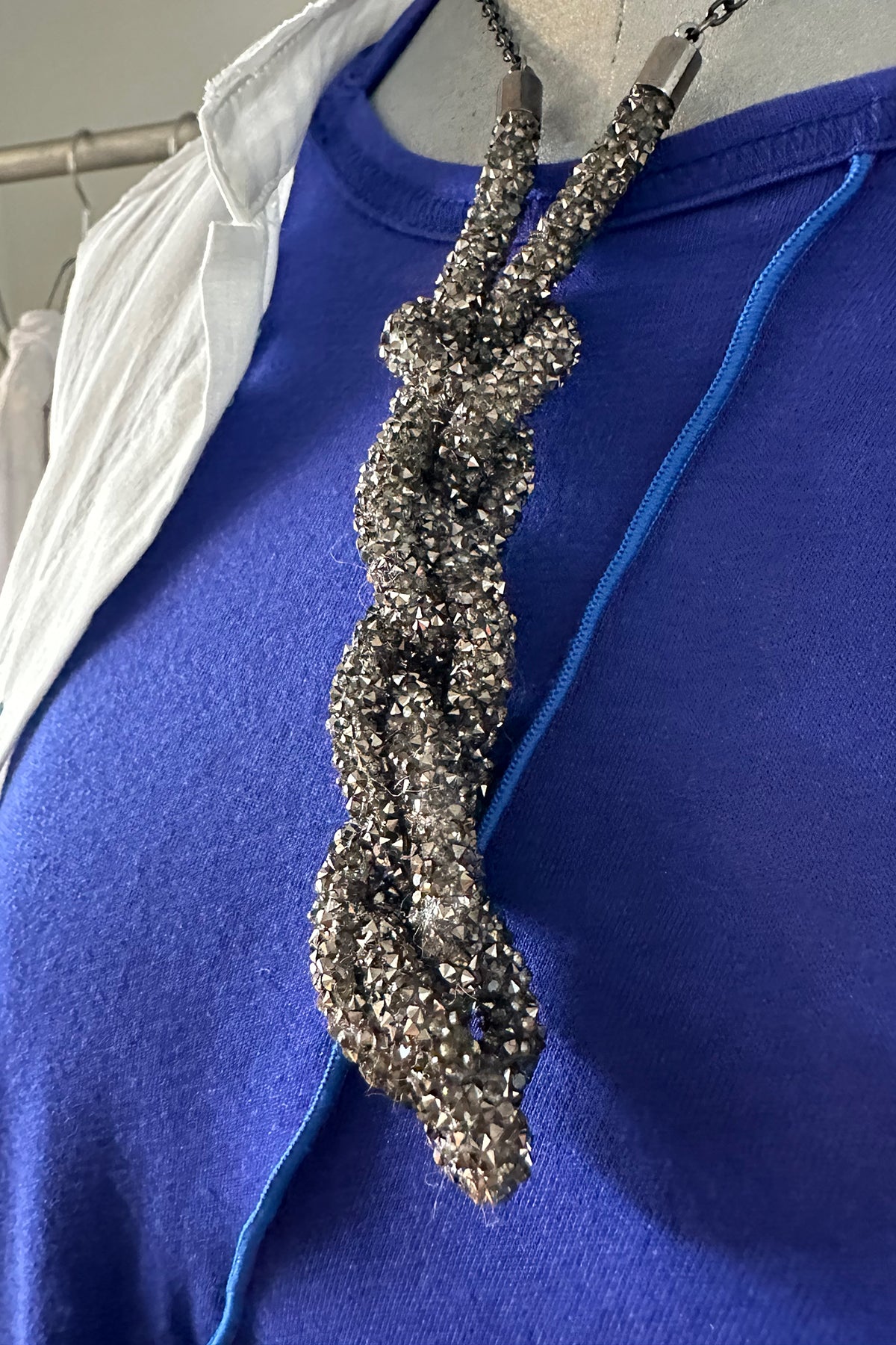 Sample SALE ダイヤカットパーツねじりネックレス