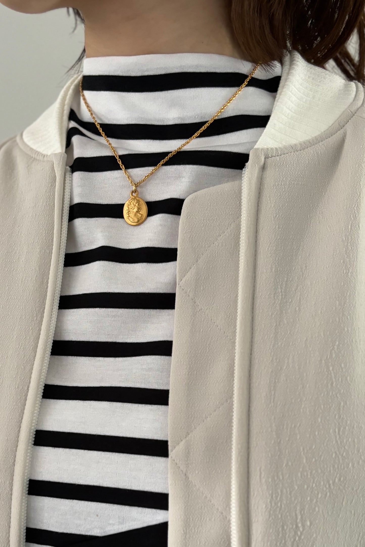 カメオネックレス