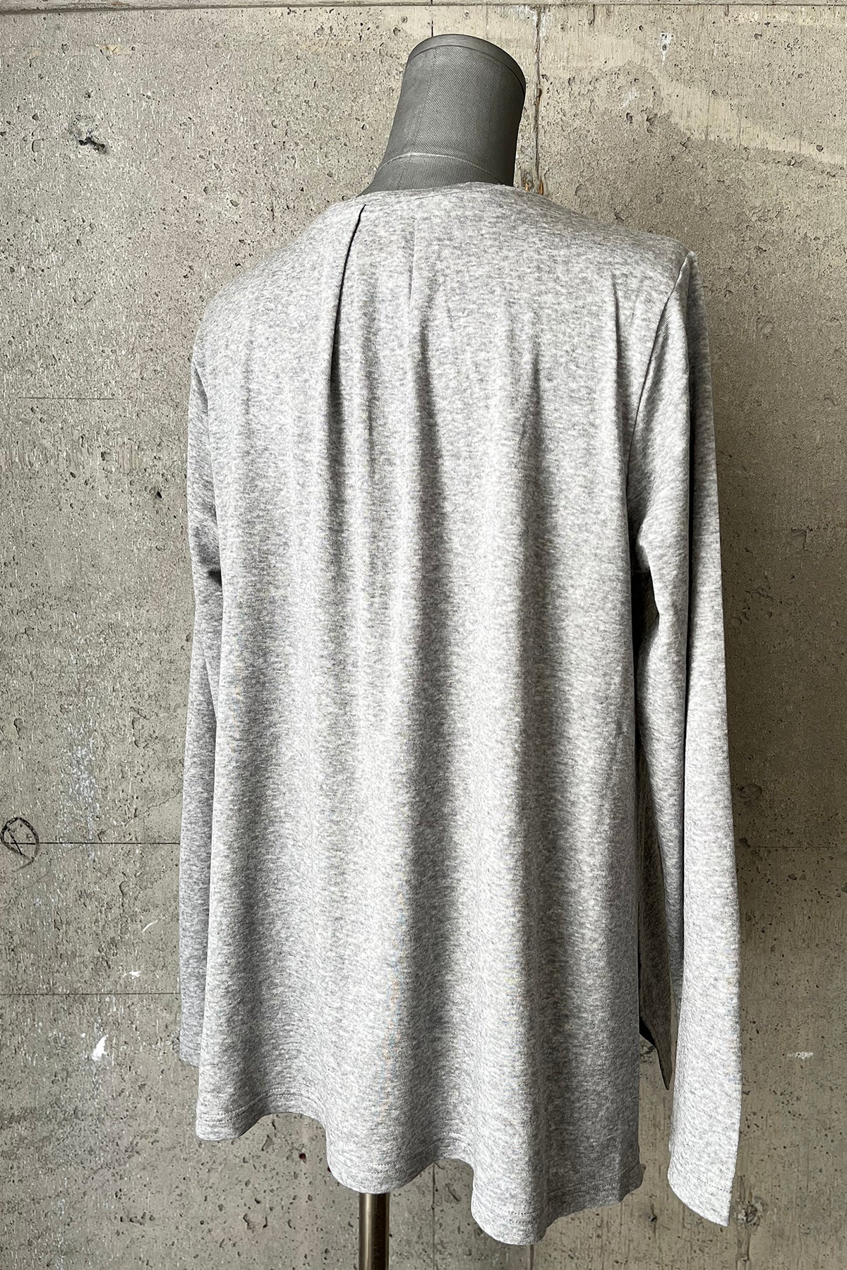 シンプルロゴカットソー